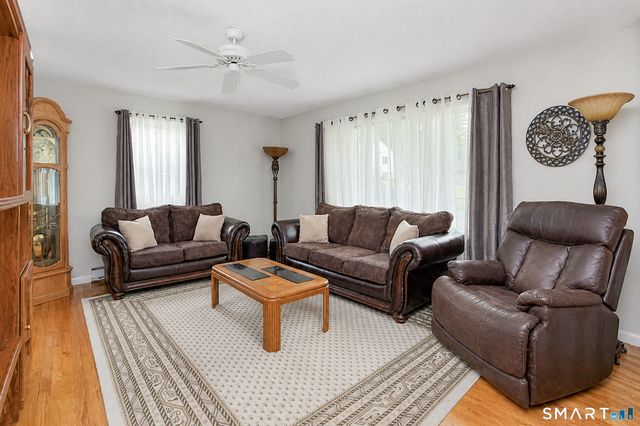 8 Pinewood Shores, Sherman, CT 06784