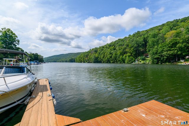 8 Pinewood Shores, Sherman, CT 06784