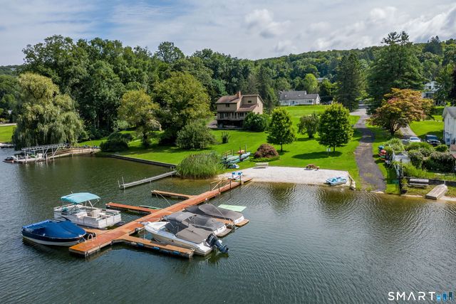 8 Pinewood Shores, Sherman, CT 06784