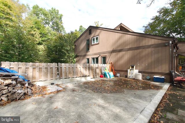 8312 UPPER SPRING LN, Annandale, VA 22003