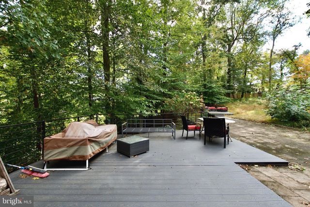 8312 UPPER SPRING LN, Annandale, VA 22003