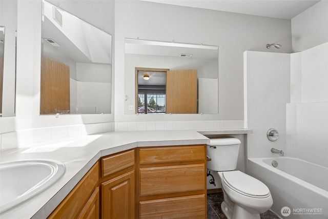 3017 S Windom Street, Tacoma, WA 98409