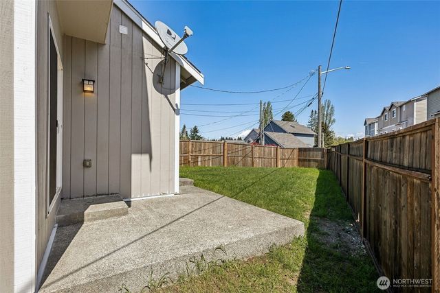 3017 S Windom Street, Tacoma, WA 98409