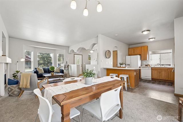 3017 S Windom Street, Tacoma, WA 98409