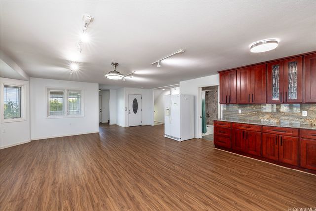 1118 Hala Drive, Honolulu, HI 96817