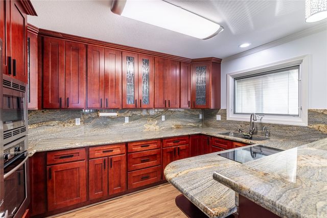 1118 Hala Drive, Honolulu, HI 96817