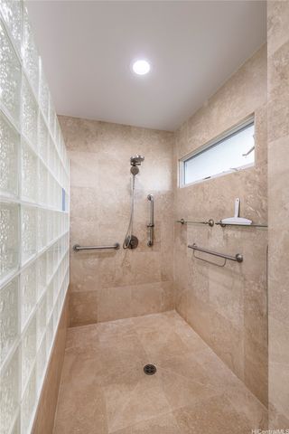 1118 Hala Drive, Honolulu, HI 96817