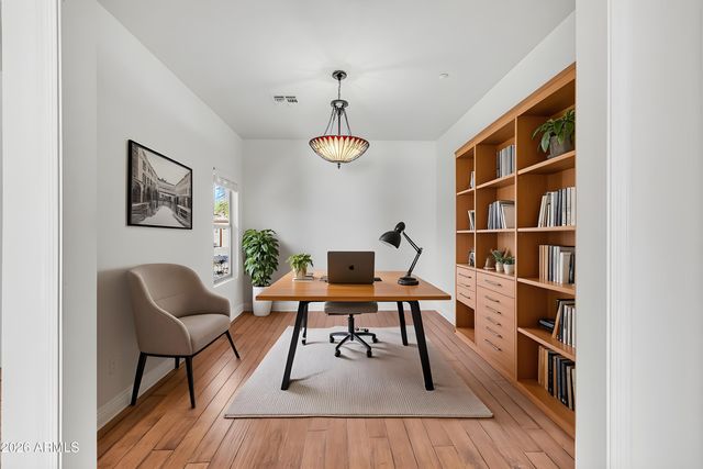 9255 E Whitewing Drive, Scottsdale, AZ 85262