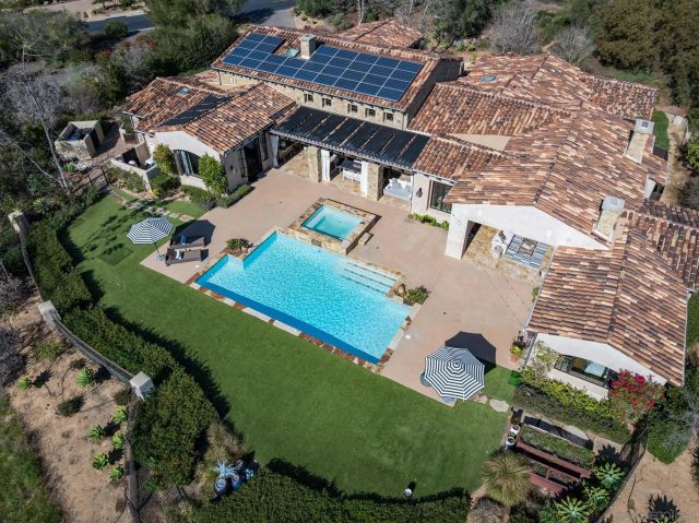 8145 Run of the Knolls, San Diego, CA 92127