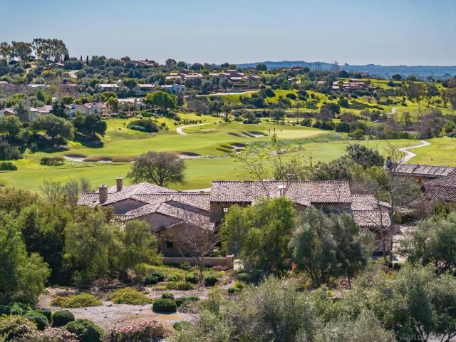 8145 Run of the Knolls, San Diego, CA 92127