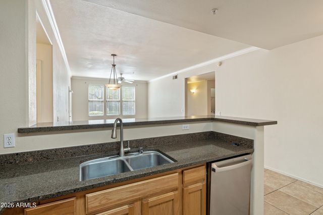 20100 N 78TH Place 1110, Scottsdale, AZ 85255