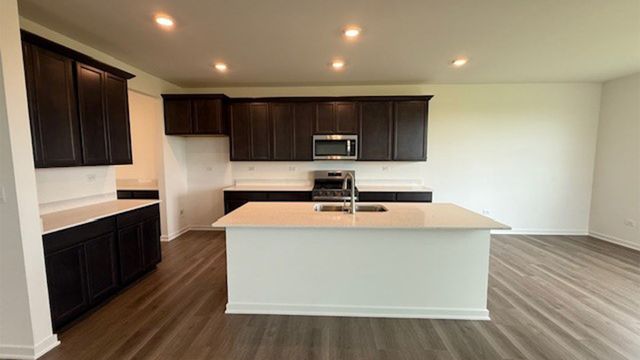 11223 fleetwood Street, Huntley, IL 60142