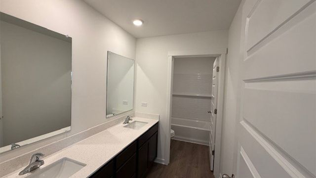 11223 fleetwood Street, Huntley, IL 60142