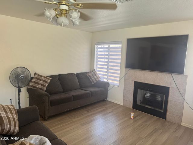 13711 N 81 Avenue, Peoria, AZ 85381