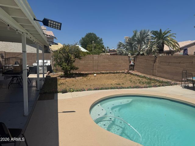 13711 N 81 Avenue, Peoria, AZ 85381