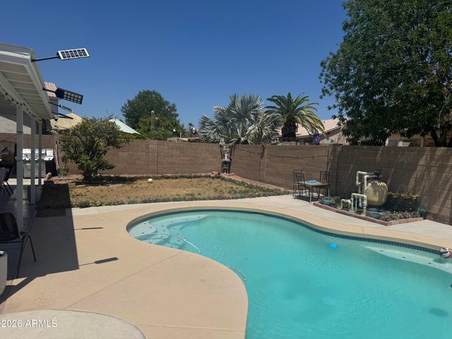 13711 N 81 Avenue, Peoria, AZ 85381