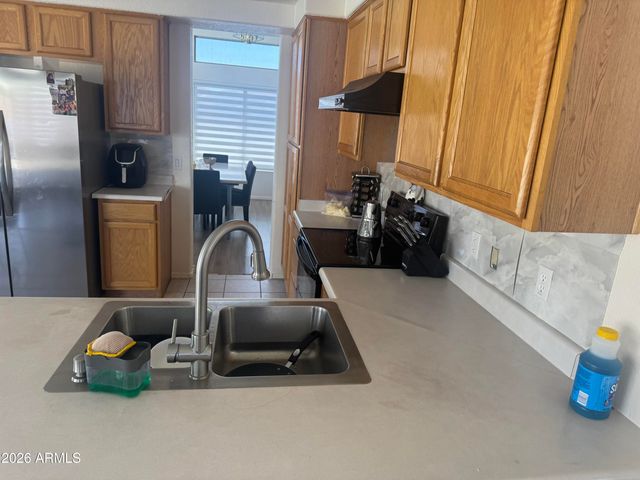 13711 N 81 Avenue, Peoria, AZ 85381