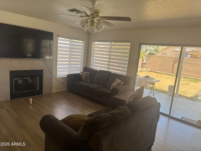 13711 N 81 Avenue, Peoria, AZ 85381