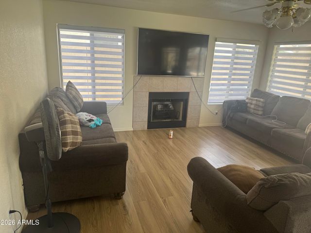 13711 N 81 Avenue, Peoria, AZ 85381