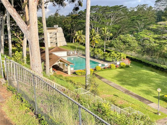 95-2052 Waikalani Place B404, Mililani, HI 96789