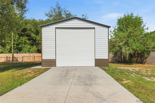 9335 W Melanie Lane, Crystal River, FL 34428