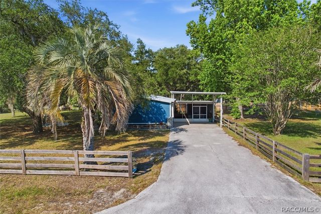 9335 W Melanie Lane, Crystal River, FL 34428