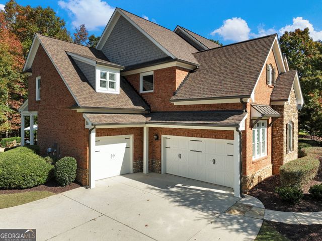 2202 Crimson King Drive, Braselton, GA 30517