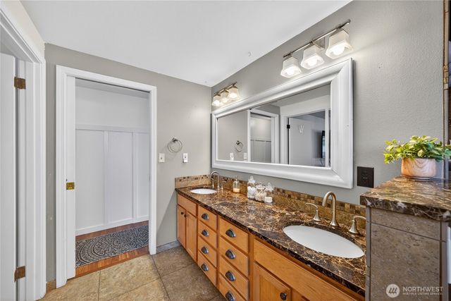 14612 Avon Allen Rd, Mount Vernon, WA 98273