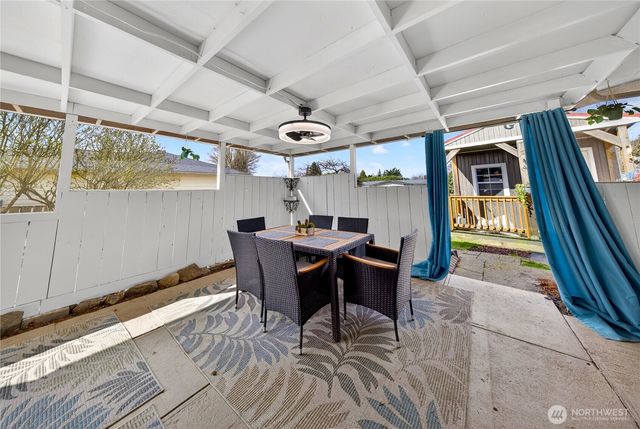 14612 Avon Allen Rd, Mount Vernon, WA 98273