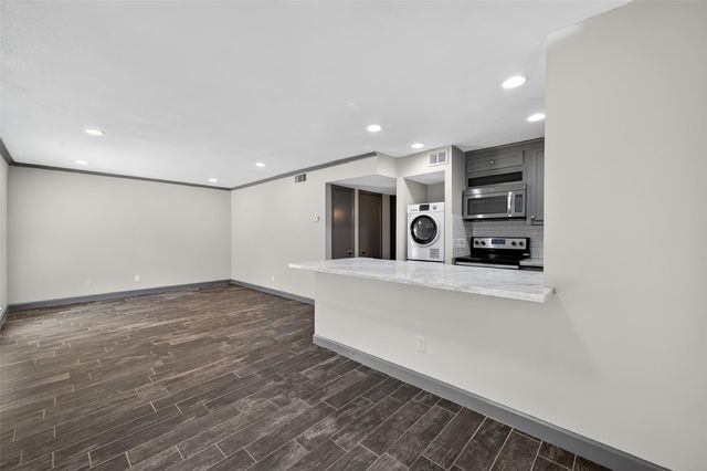 8931 Gaylord Street 157, Houston, TX 77024