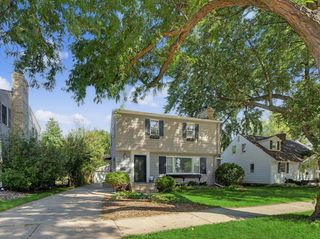 823 Memorial Parkway SW, Rochester, MN 55902