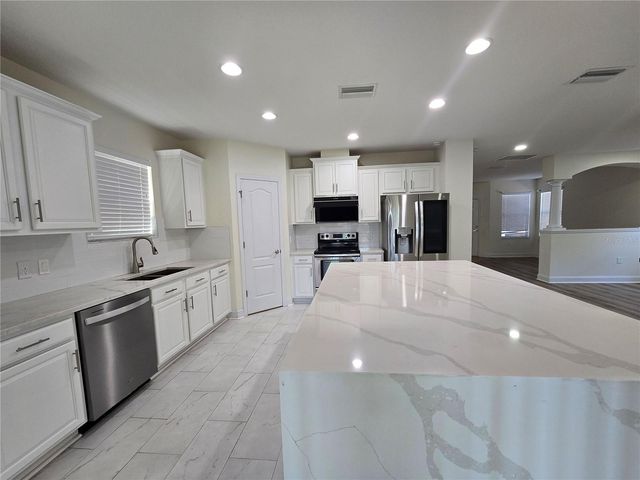 7855 TUSCANY WOODS DRIVE, Tampa, FL 33647