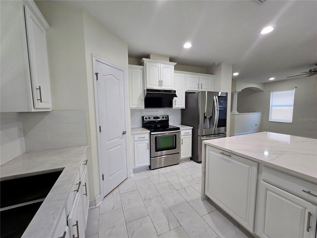 7855 TUSCANY WOODS DRIVE, Tampa, FL 33647