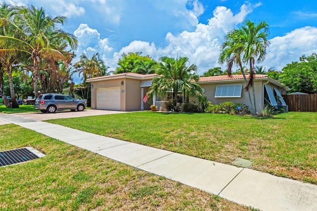 349 SW 14th Court, Pompano Beach, FL 33060