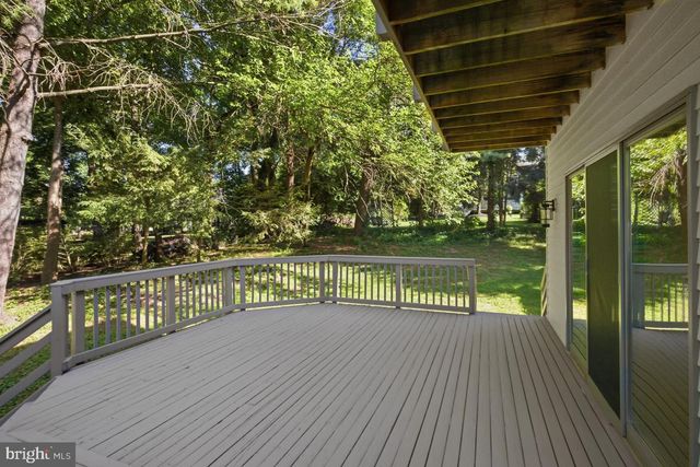 905 FALLS BRIDGE LN, Great Falls, VA 22066