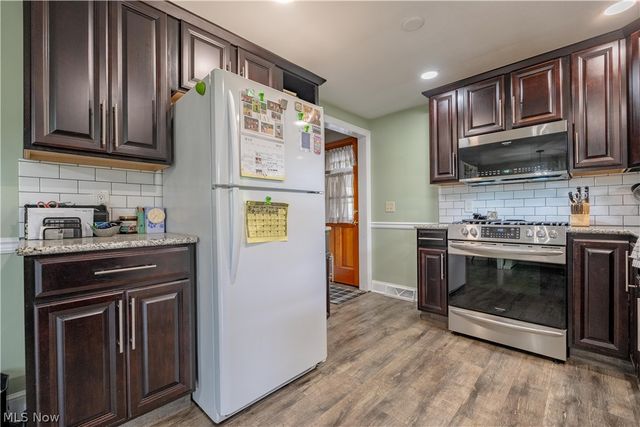 4154 Richmont Street SW, Navarre, OH 44662