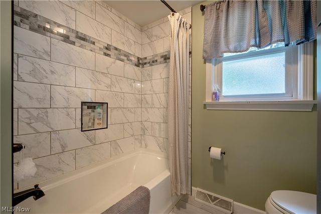 4154 Richmont Street SW, Navarre, OH 44662