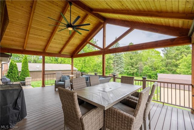 4154 Richmont Street SW, Navarre, OH 44662