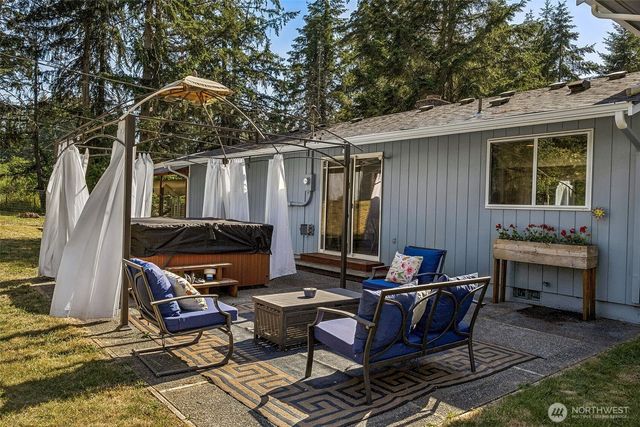 3917 240th Street E, Spanaway, WA 98387