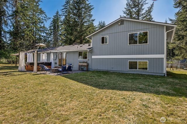 3917 240th Street E, Spanaway, WA 98387