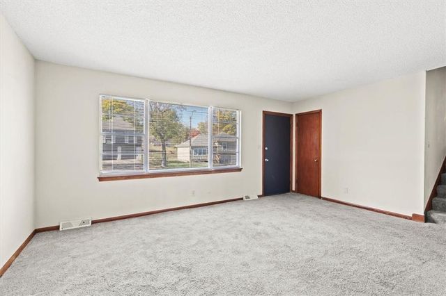 11213 Myrtle Avenue, Kansas City, MO 64137