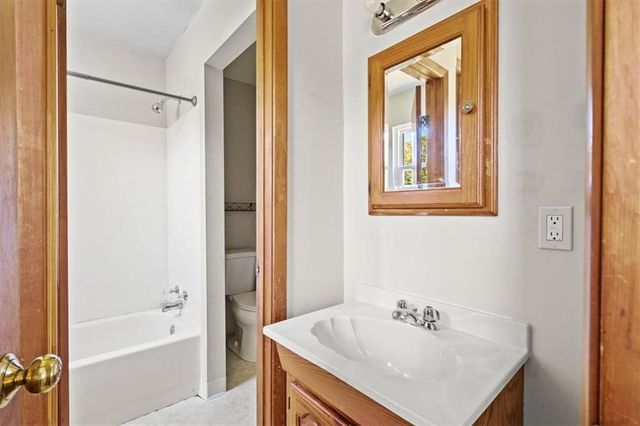 11213 Myrtle Avenue, Kansas City, MO 64137