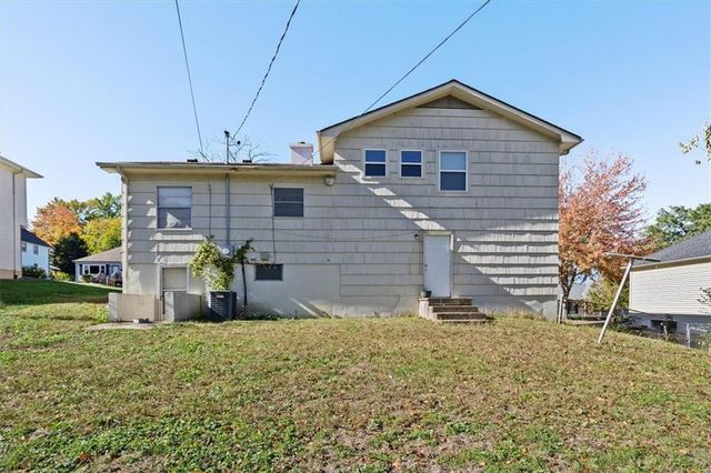 11213 Myrtle Avenue, Kansas City, MO 64137