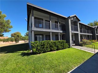 44036 25th W C8, Lancaster, CA 93536