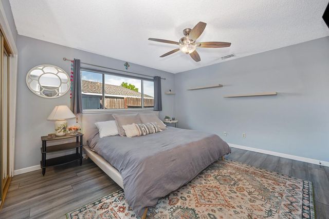 5917 Tupelo Dr, Citrus Heights, CA 95621