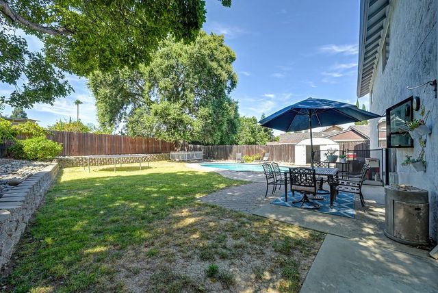 5917 Tupelo Dr, Citrus Heights, CA 95621