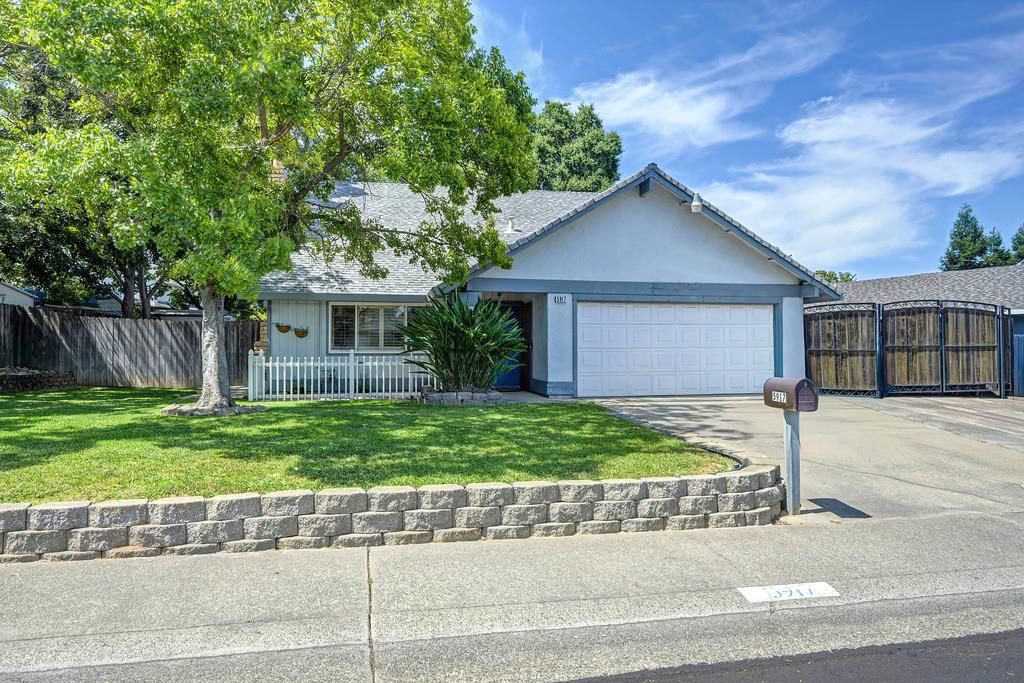 5917 Tupelo Dr, Citrus Heights, CA 95621