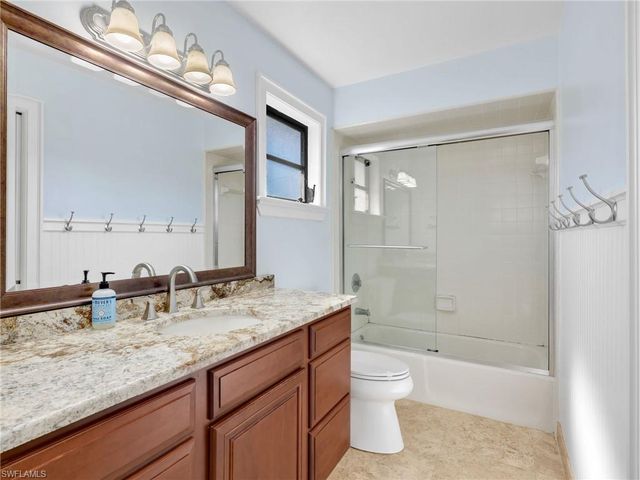 188 Columbus WAY, Marco Island, FL 34145