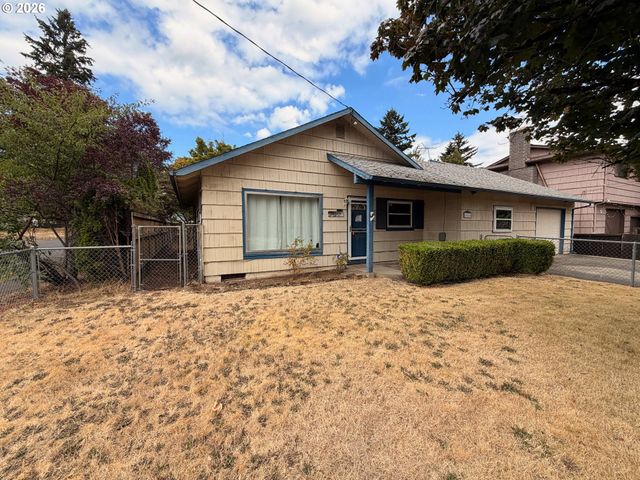14645 Se MILL St, Portland, OR 97233