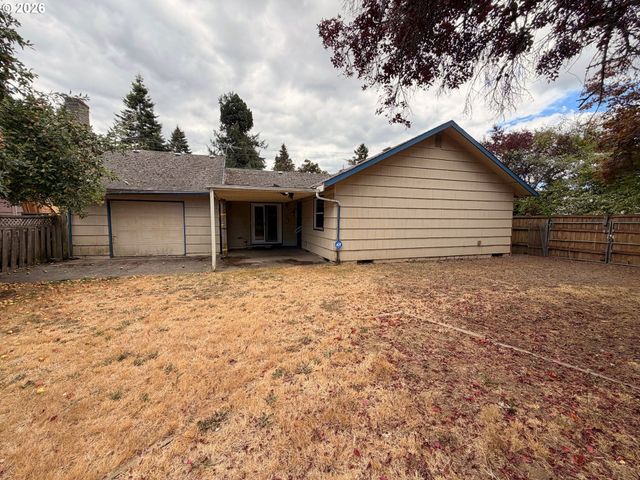14645 Se MILL St, Portland, OR 97233